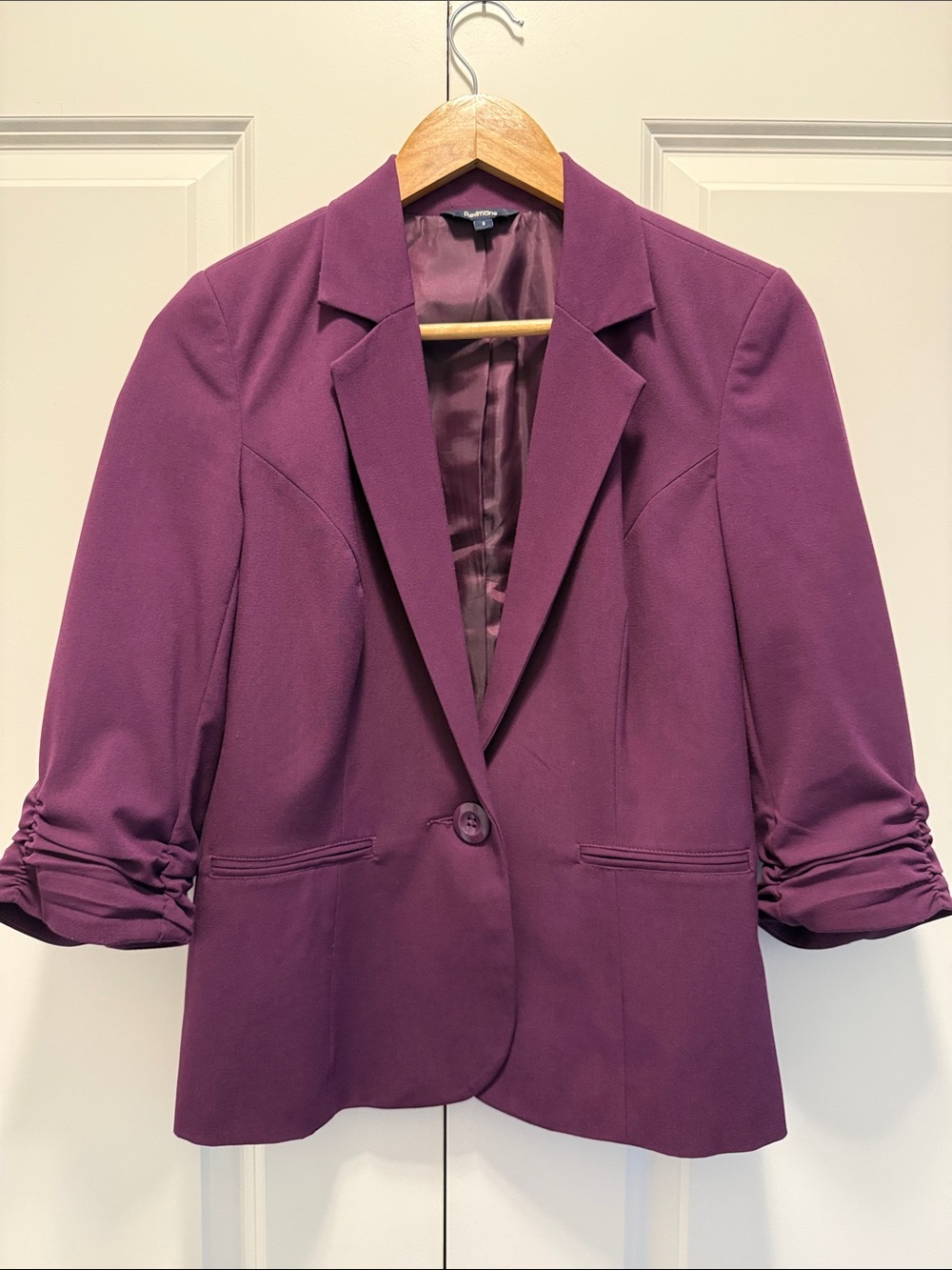Reitmans Plum Ruched-Sleeve Blazer